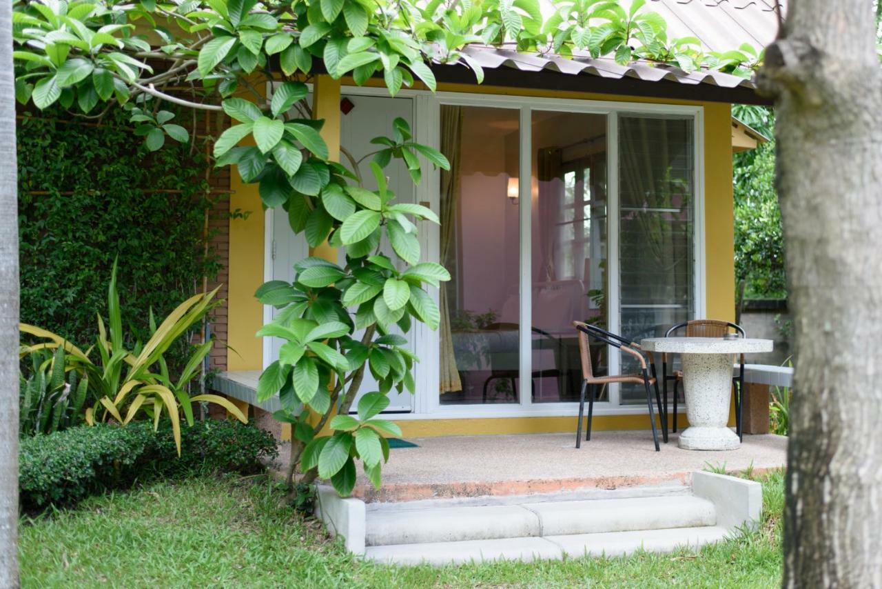 Villa Baan Kratom Tong By The Sea Cha-am Exterior foto